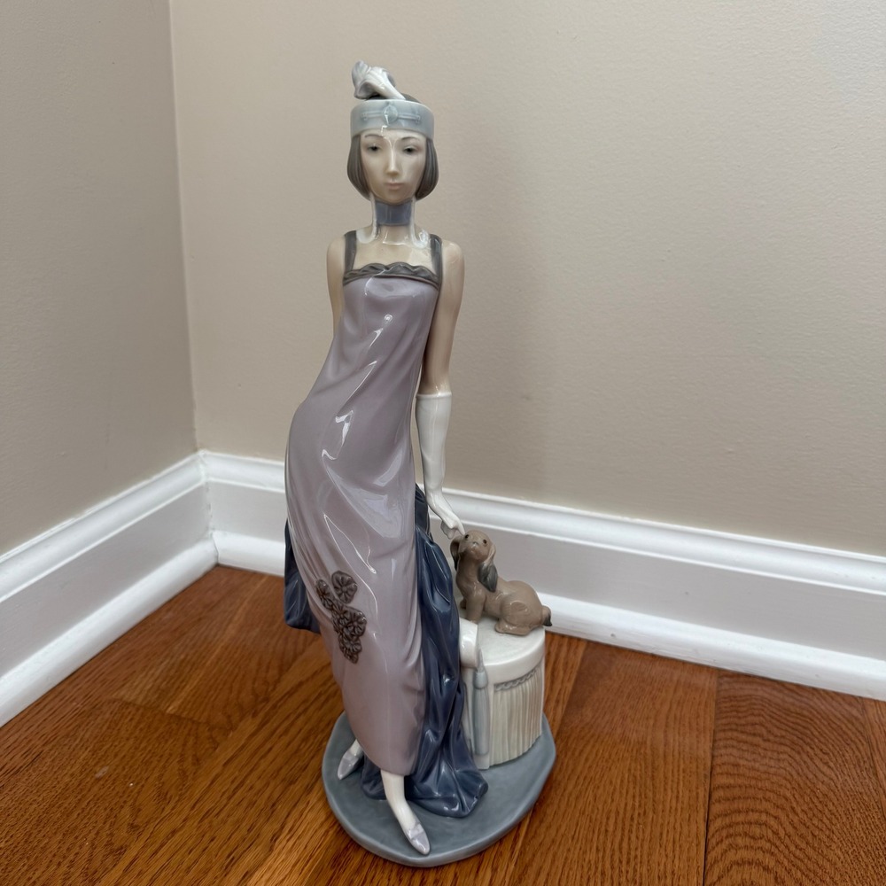 Lladro 5174 Couplet lady Flapper Girl Glossy Porcelain Spain 1920s Style